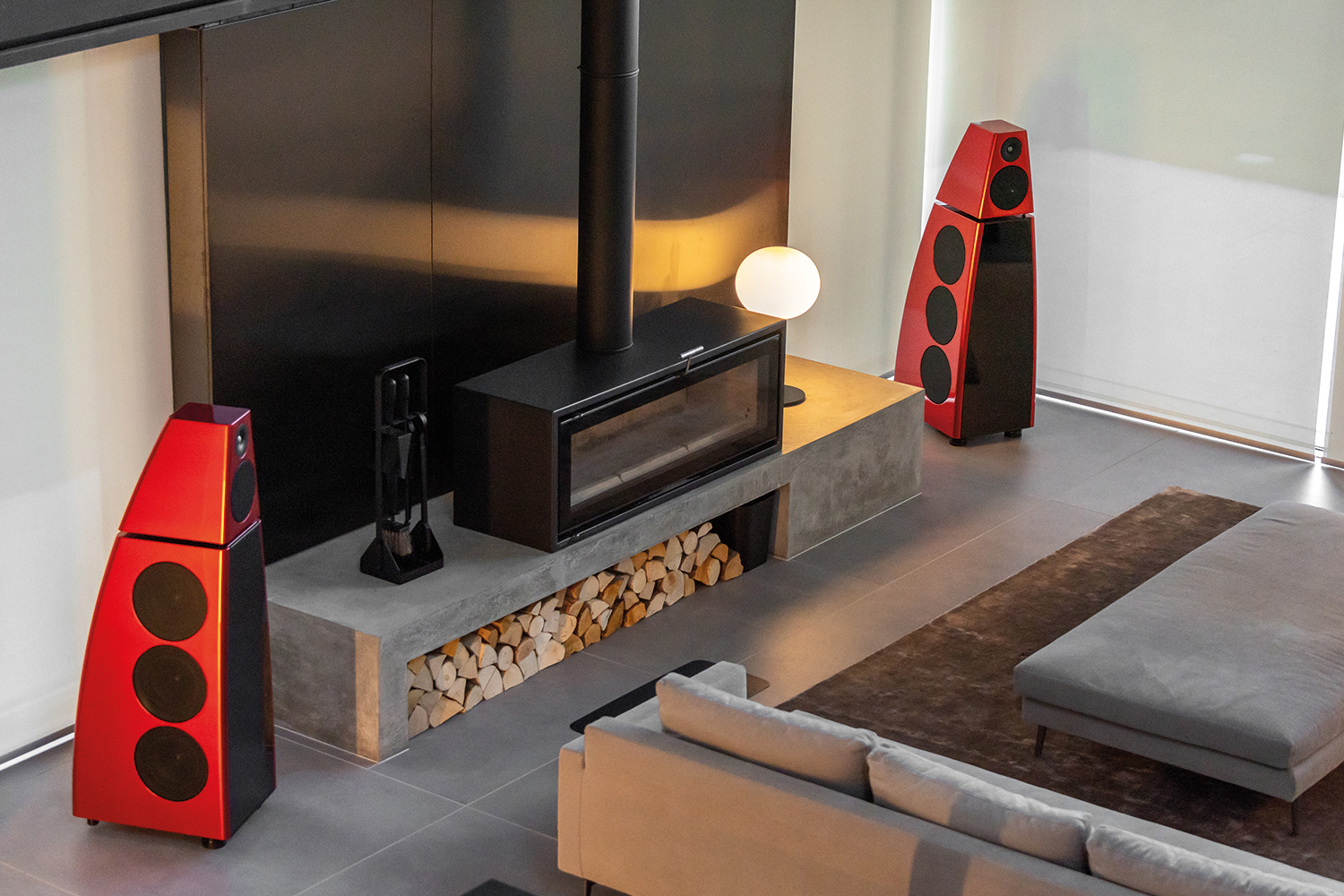 Meridian DSP8000 XE Loudspeakers